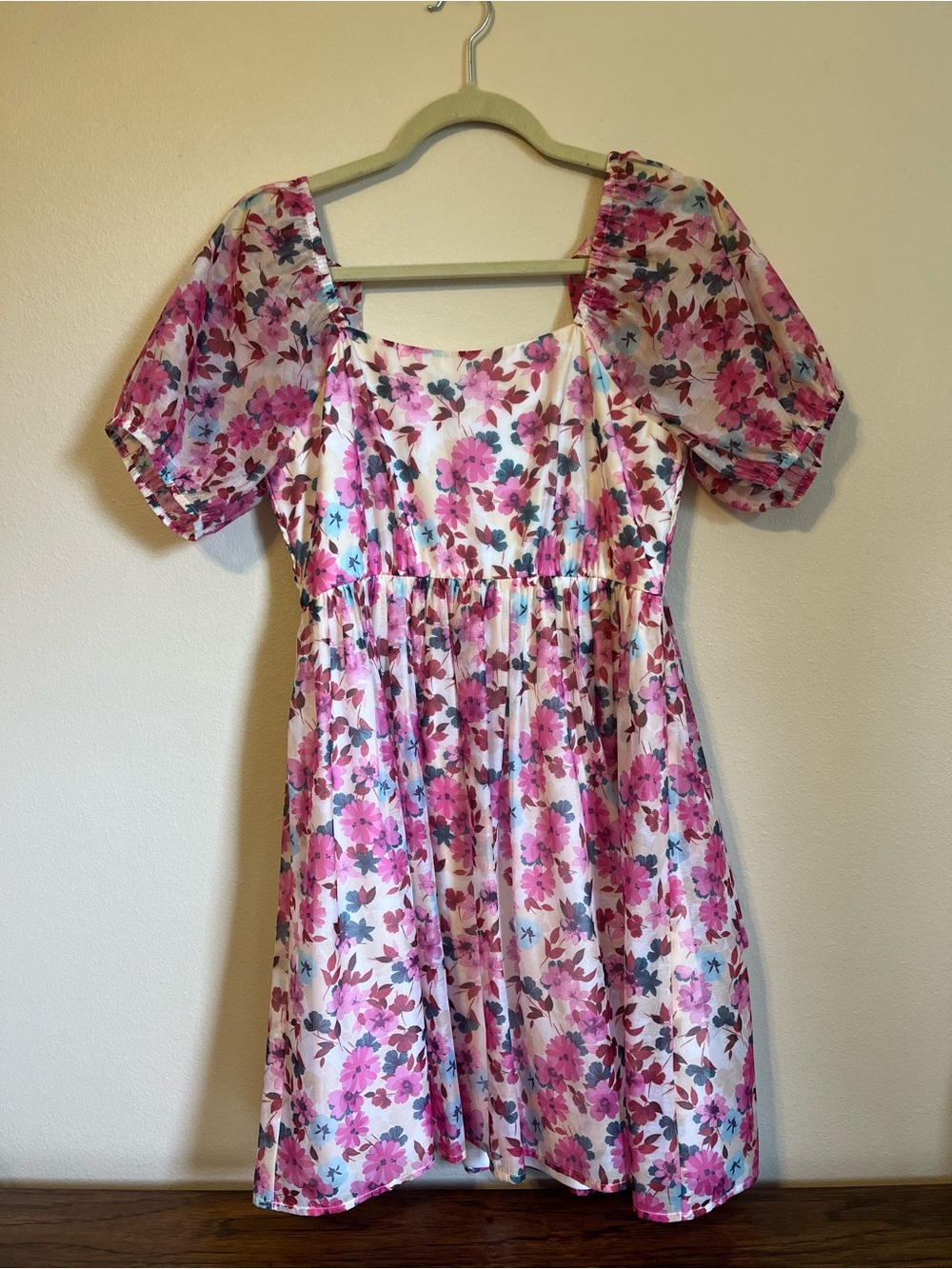 JODIFL Pink Floral Puff-Sleeve Mini Dress🌸